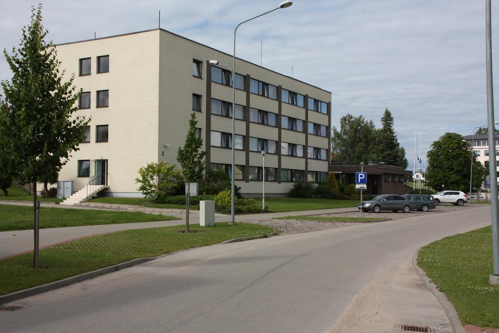 Hotel Madona Exterior photo